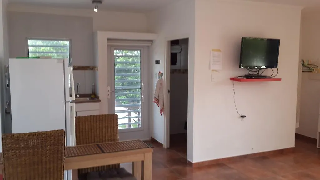 Studios With Beautiful Sea View Willemstad