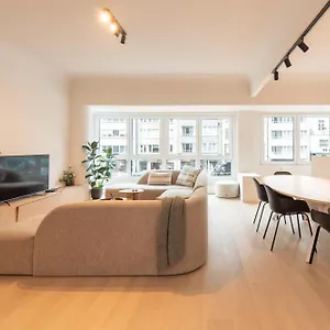https://apt-deluxe-4-rooms-with-casino-view-at-the-beach-and.bruges-hotels.info