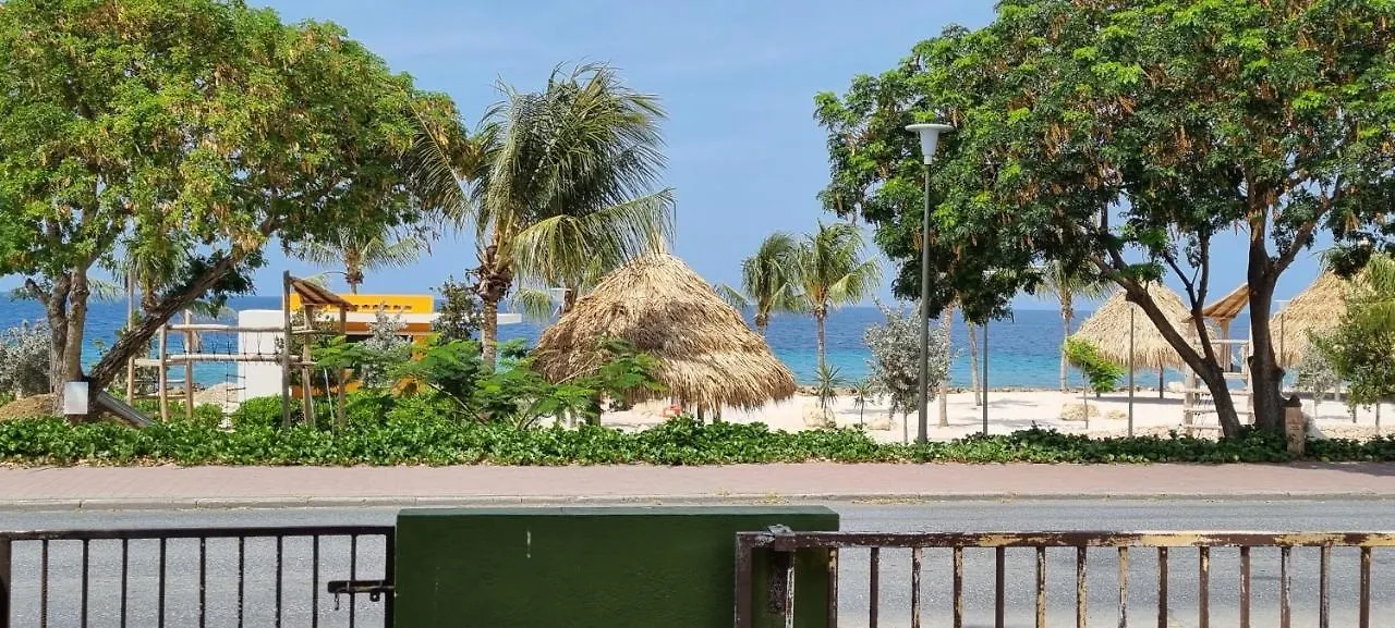 Studios With Beautiful Sea View Willemstad